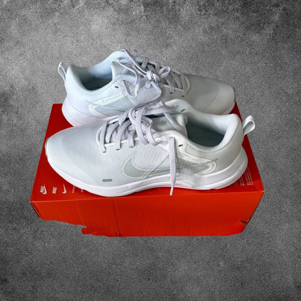 Nike Downshifter 12 Running Shoes Mens 7 Womens 8.5 White Platinum DD9293-100